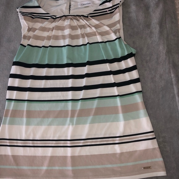 Calvin Klein blouse - Picture 2 of 5